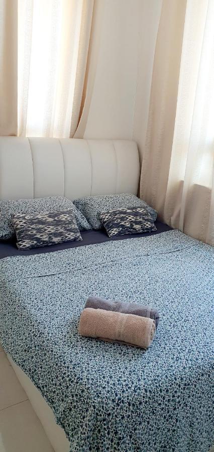 Leezahomestay บายันเลอปาส ภายนอก รูปภาพ