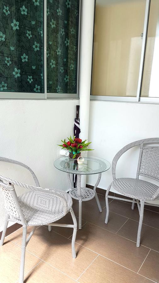 Leezahomestay บายันเลอปาส ภายนอก รูปภาพ